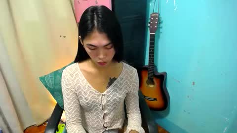 Ms. M online show from February 8, 7:05 pm