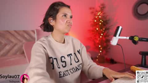 imjess_ online show from November 19, 4:34 am