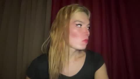 Mika online show from April 3, 6:00 am