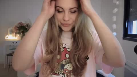 ImKeira online show from February 22, 11:02 am