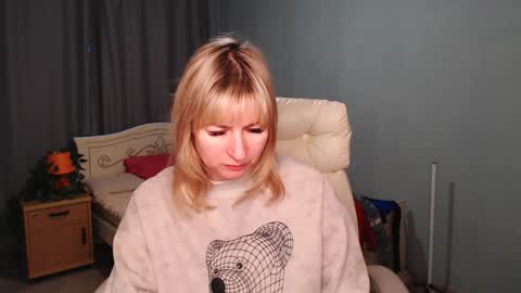 incredible_ariela online show from January 14, 8:41 am