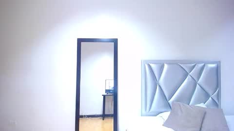 indian_whore18 online show from February 14, 3:43 am