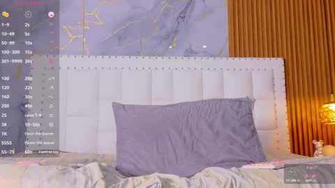 LITTLE AINHOA  online show from September 23, 8:40 pm