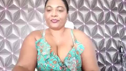 indiandelia online show from February 3, 5:27 am