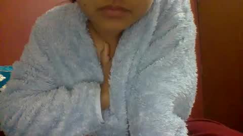 indianelina online show from March 1, 6:32 pm