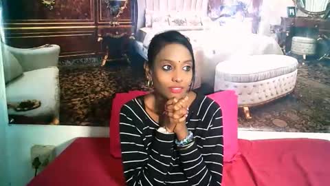 Leah online show from October 29, 6:07 am