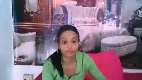 Leah online show from October 28, 5:57 am