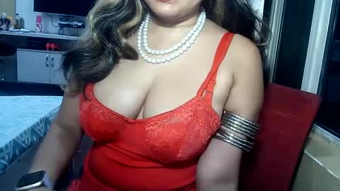 Radha online show from February 14, 7:23 pm