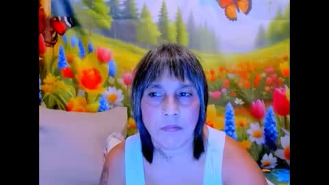 indianroxy27 online show from April 18, 2:36 am