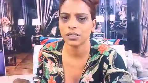 indiansexyass4u2luv online show from May 4, 5:11 am