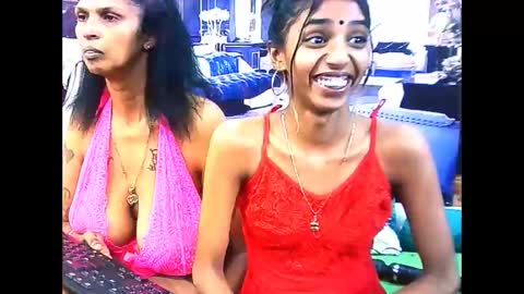 indiansexyslender4u2luv online show from November 1, 9:57 am