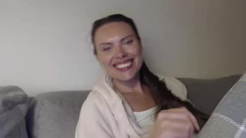 Sweet girl online show from April 29, 8:36 pm
