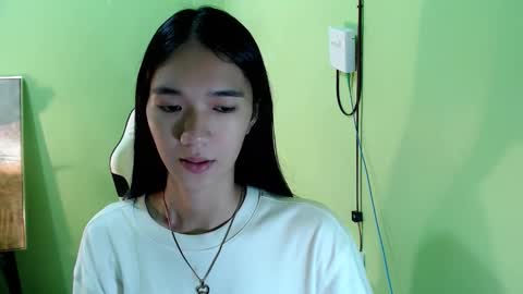 Reign online show from November 3, 7:51 pm