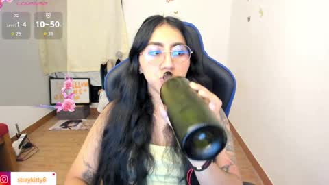 Luna        online show from April 7, 2:46 am