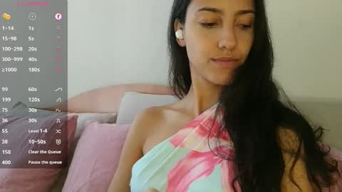 Laroa online show from October 1, 5:18 pm