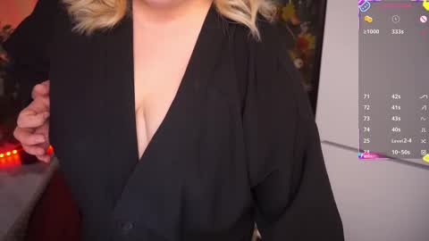 Snapshot of irena_barr18 chatting on October 26, 8:15 pm Irena Barr online show from October 26, 8:15 pm