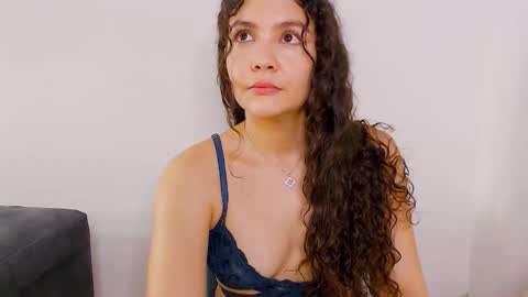 Instagram iris caprice online show from September 24, 1:59 am