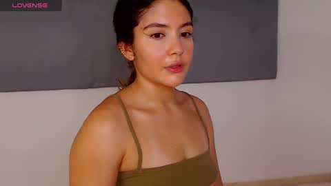 Instagram iris caprice online show from February 6, 2:00 am