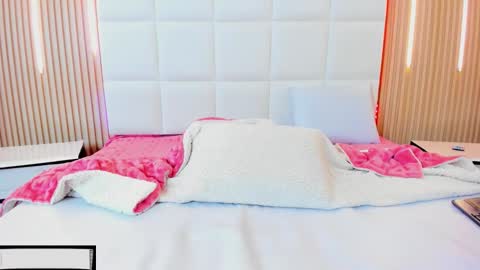 Iris online show from October 25, 5:26 am