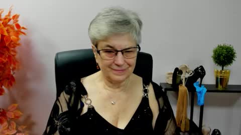 I R I S online show from November 3, 7:12 am