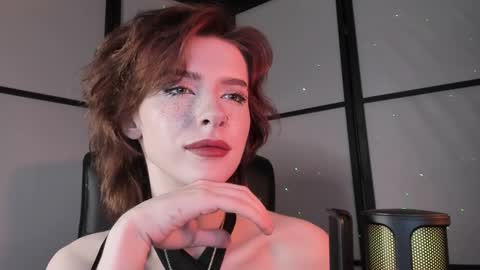 Snapshot of irisice chatting on January 7, 8:52 pm Miss Iris Fansly Miss Iris new inst.  online show from January 7, 8:52 pm