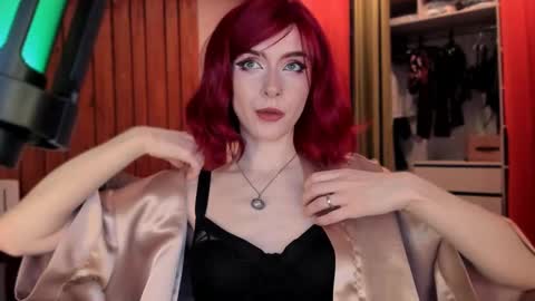 Snapshot of irisice chatting on March 6, 10:52 am Miss Iris Fansly Miss Iris new inst.  online show from March 6, 10:52 am