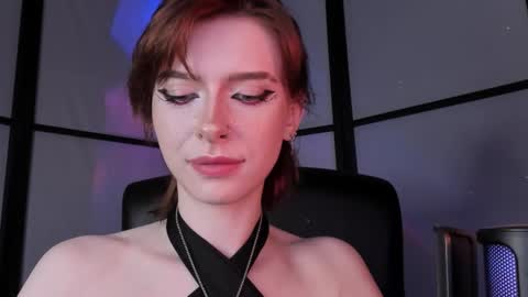 Snapshot of irisice chatting on December 12, 2:00 pm Miss Iris Fansly Miss Iris new inst.  online show from December 12, 2:00 pm