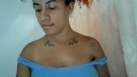 isa_bellaxx23 online show from September 16, 9:12 pm