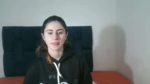 isabel_petite online show from February 5, 12:49 pm