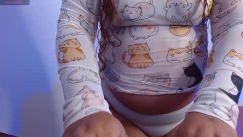 Isa online show from March 5, 4:13 pm