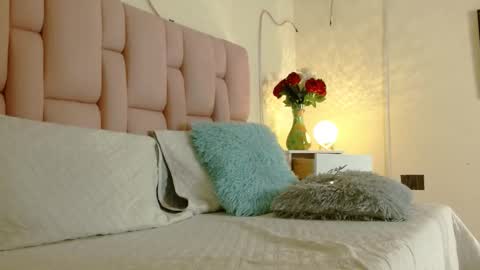 I S A online show from March 5, 2:24 pm