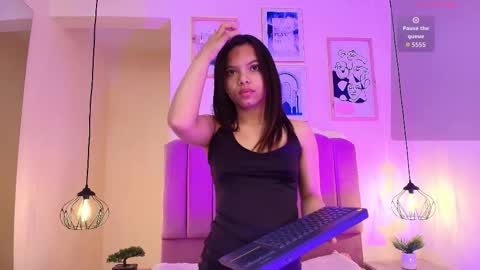 isabelgh_ online show from September 19, 4:00 am