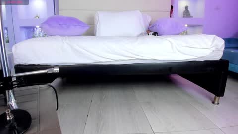 Isa online show from February 5, 3:45 am