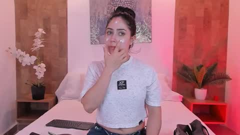 isabella_winkler online show from March 22, 12:00 pm