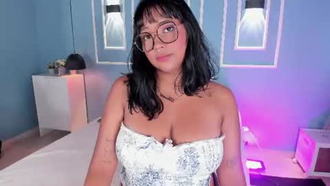 isabella zc online show from July 26, 12:24 pm
