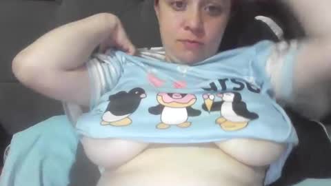 isabellaa_hills_ online show from April 27, 3:42 pm