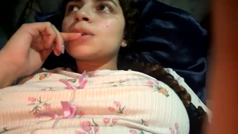 Isabella.. back again  online show from February 13, 4:03 am