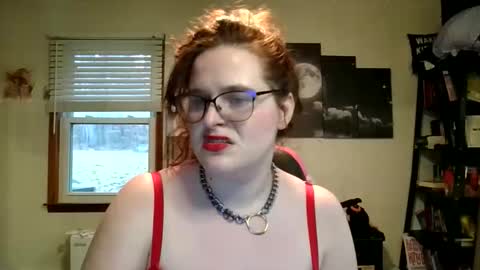 isabellamariedarcy online show from November 25, 8:31 pm