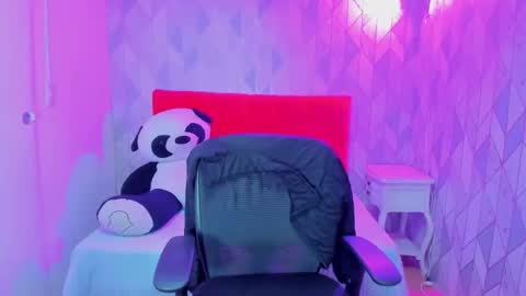 Isabella online show from November 13, 5:17 am