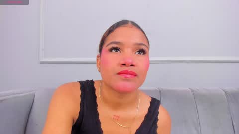 Snapshot of isabellsmmith chatting on December 27, 4:04 am Isabellsmmith online show from December 27, 4:04 am