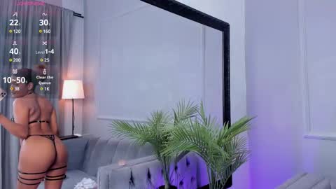 Snapshot of isabellsmmith chatting on February 15, 3:42 am Isabellsmmith online show from February 15, 3:42 am