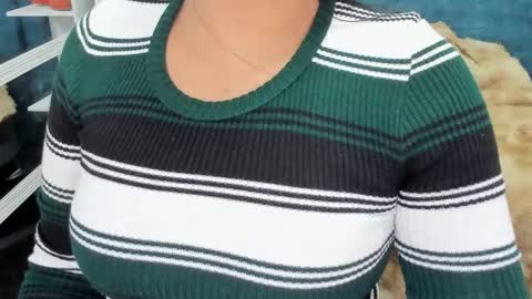 Isabel online show from May 20, 1:57 am