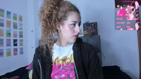Snapshot of isangel_ chatting on March 7, 4:35 am Isabela  online show from March 7, 4:35 am