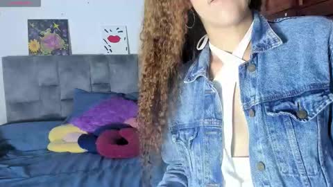 Snapshot of isangel_ chatting on October 12, 11:40 pm Isabela  online show from October 12, 11:40 pm