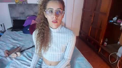 Snapshot of isangel_ chatting on September 17, 5:05 am Isabela  online show from September 17, 5:05 am