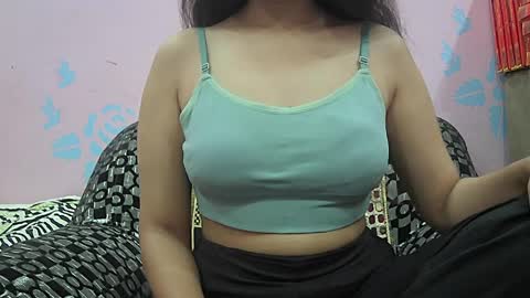 ishika_singh_ online show from April 4, 1:59 am