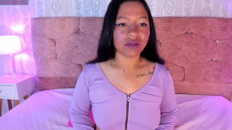 Isis Casas online show from November 23, 12:07 pm