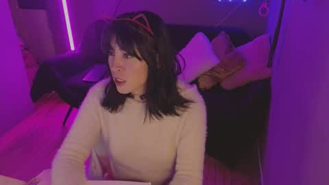 Ana Maria online show from December 1, 3:10 am