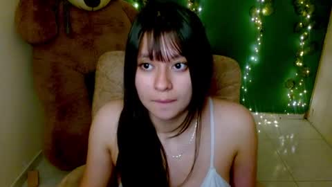 islarose764504 online show from June 22, 1:52 pm