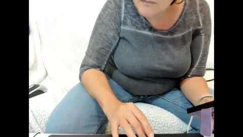 Snapshot of israelymilf chatting on December 9, 6:35 pm Marta online show from December 9, 6:35 pm